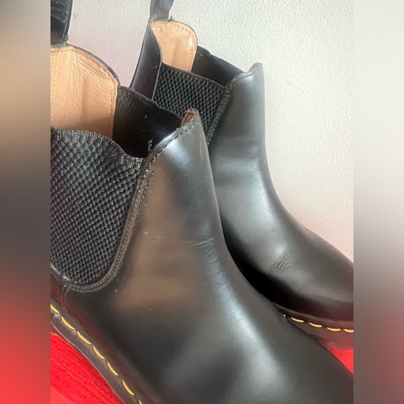 EUC Comme des Garçons Dr Martens Chelsea boots black - Picture 5 of 15